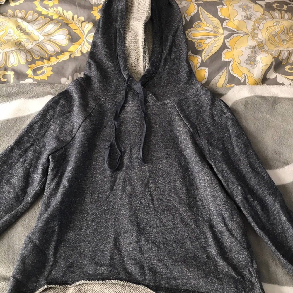 Cropped hoodie